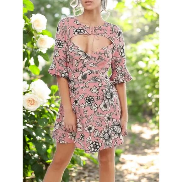 (50% OFF) NWT For Love & Lemons Ayla Laced Up Dress in Pink Print S MSRP $250 - Picture 4 of 8